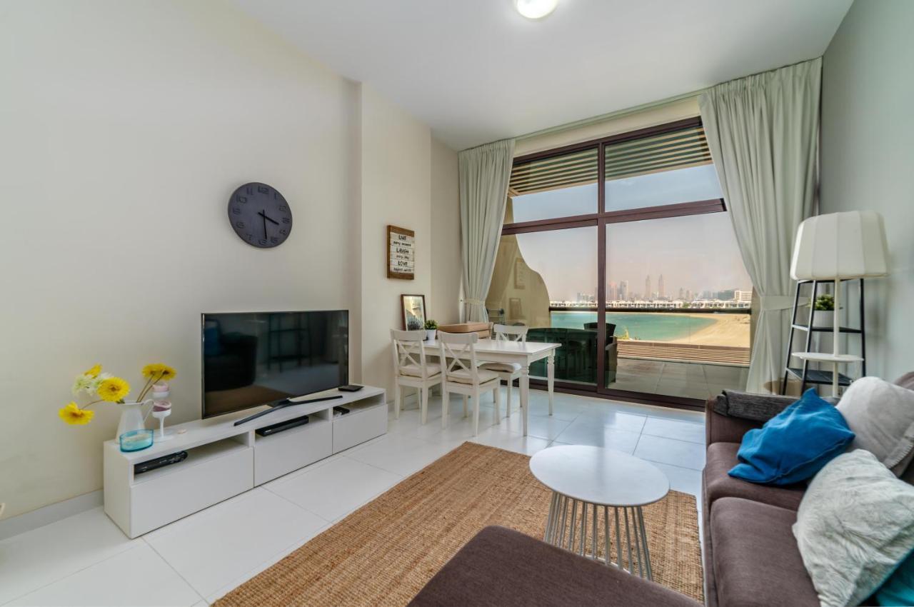 Club Vista Mare, Free Riva Beach Club Access Dubai Exterior photo